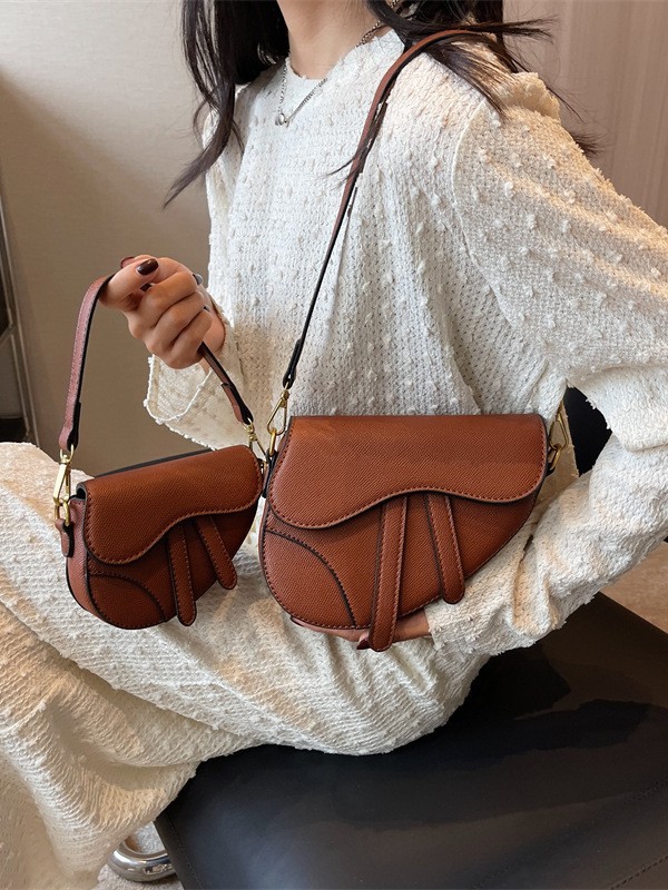 Free Shipping 2026 luxury bag Classic women handbag a practical daily bag for women