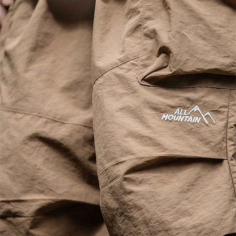 Vintage Baggy Hiking Cargo Pants Men Waterproof Casual Sport Jogging Sping Summer Parachute Pants Outdoor Wide 260410