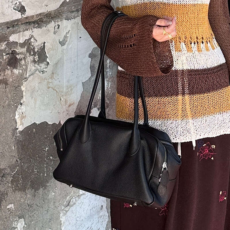 2026 New Boston Underarm Bag Retro Bowling Bag Genuine Leather Large Capacity Tote Bag Casual Versatile Commute Shoulder Bag For Women SENYY