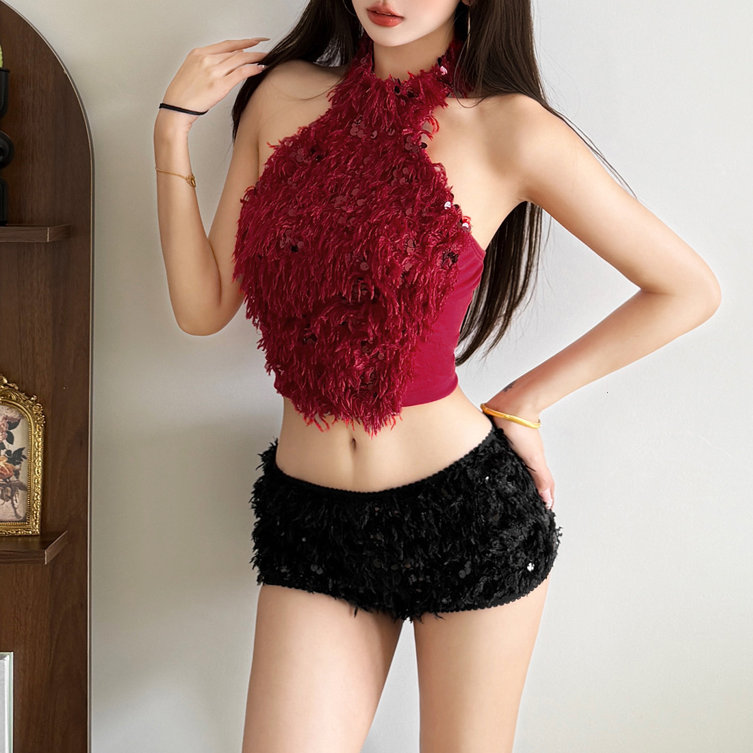 Winter New Womens Slimming Patchwork Sequin Halter Neck Backless Short Waist-Exposing Vest241014
