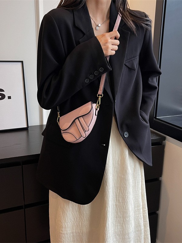 Free Shipping 2026 luxury bag Classic women handbag a practical daily bag for women