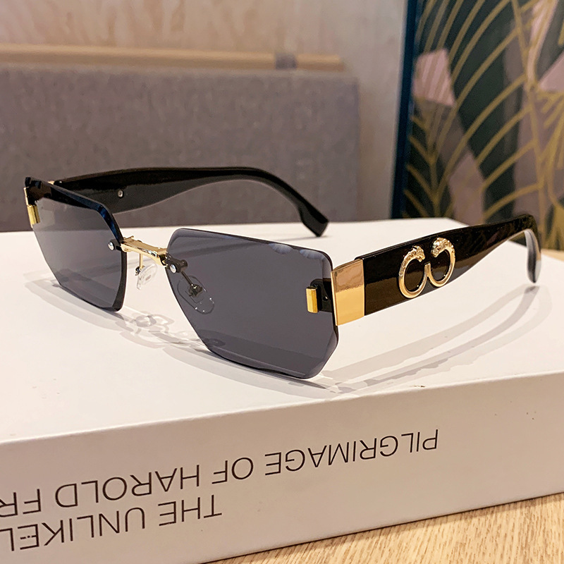 2026 New Designers Fashionable Women's Internet Celebrity Style Sunglasses - Rimless Diamond Frame - Outdoor Beach Leopard Pattern - UV Protectio