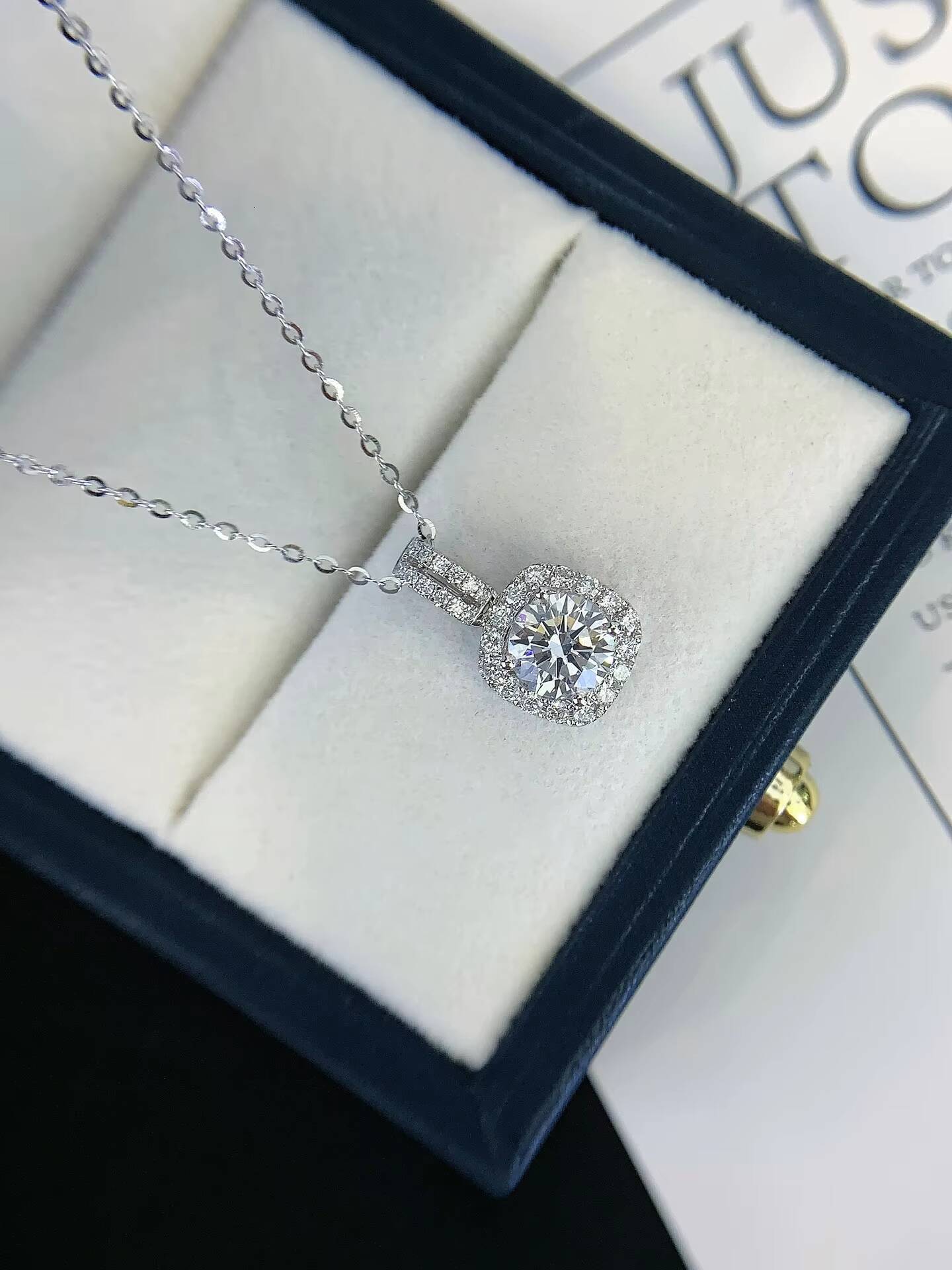 Wholesale IGI Certified 104ct 18K White Gold CVD Lab Grown Diamond Brilliant Cut Color D Luxury Solitaire Pendant Necklace