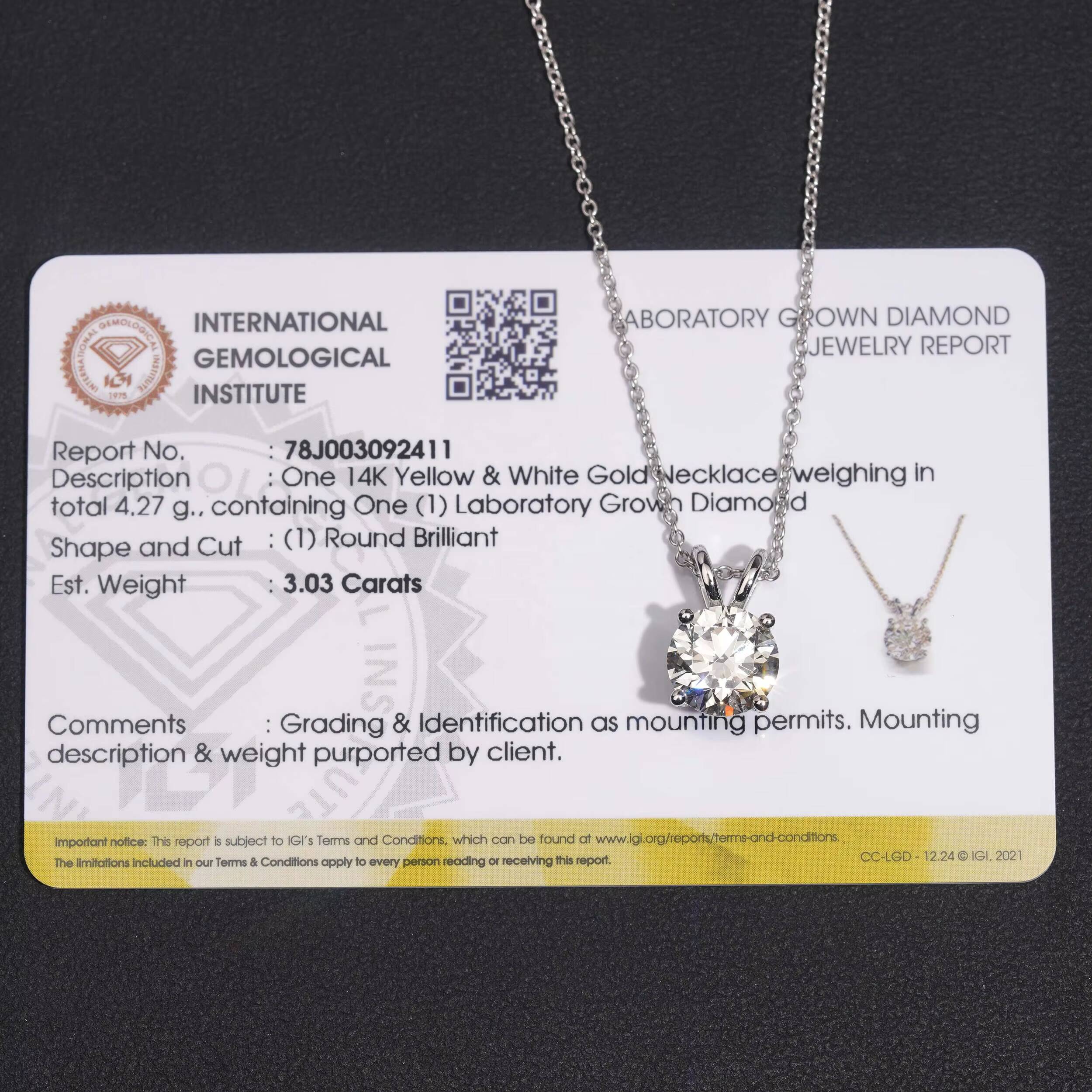 IGI Certificated 14K White Gold DEF Color VVS1 Oval Cut 3CT Lab Grown Diamond Solitaire Necklace