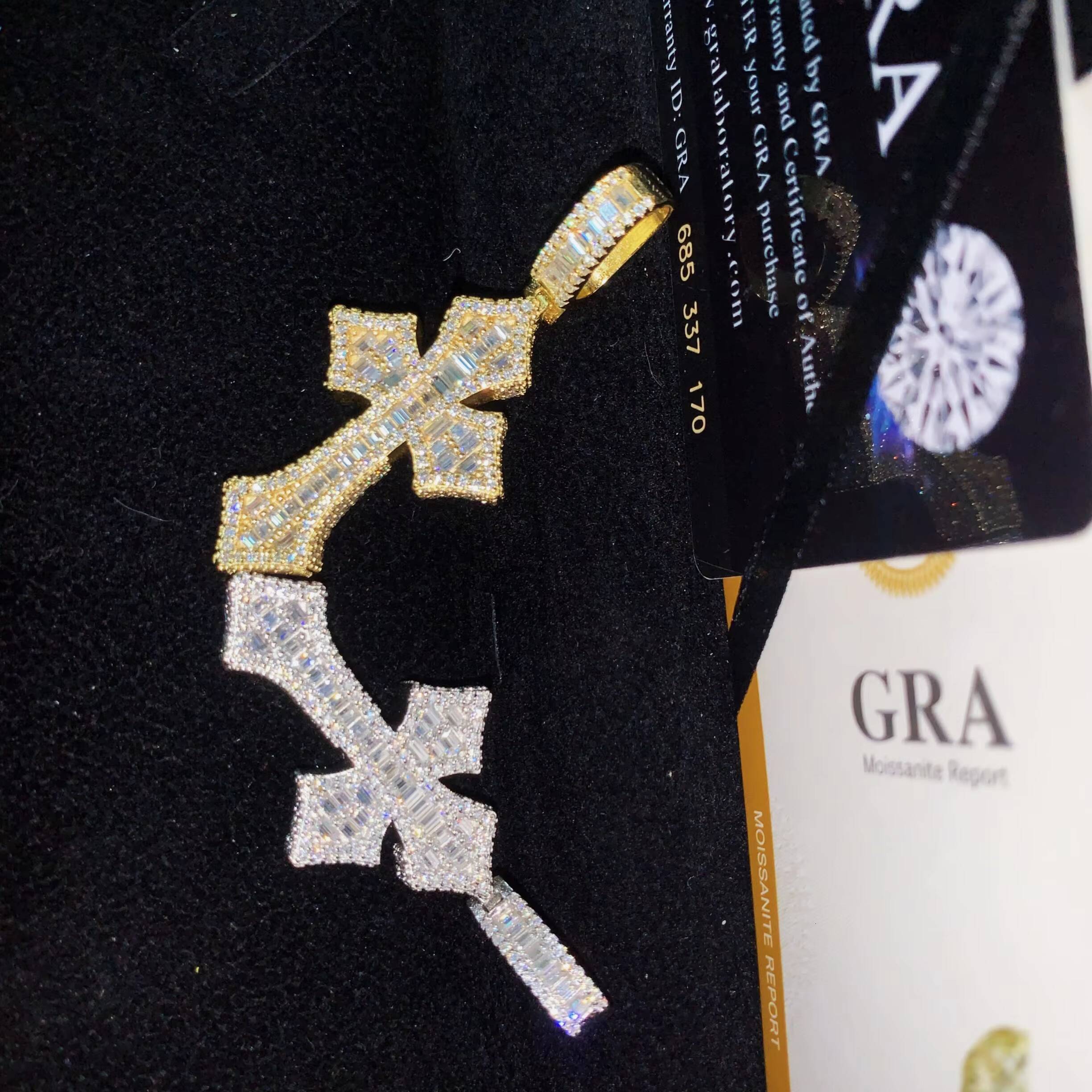 Baguette Cross Pendant VVS Moissanite Pendants Iced Out Jewelry Custom Cross Pendant Custom Hip Hop Pendant