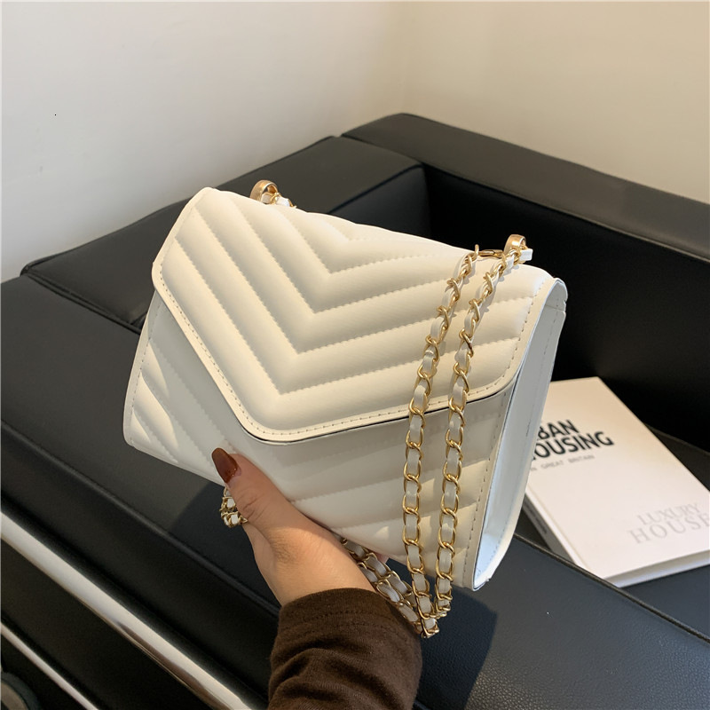 Trendy textured crossbody small square bag, new diamond-patterned quilted chain for women, Korean-style shoulder bag