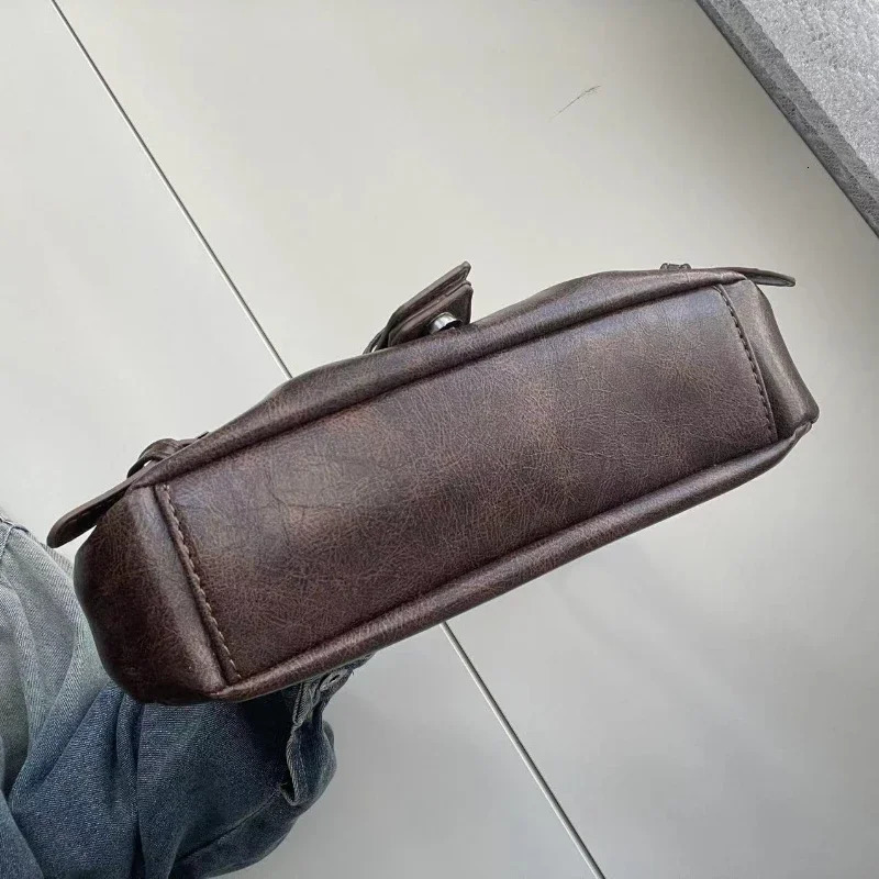 Spicy Girl Y2K Style Vintage Leather Shoulder Armpit Bag 2025 Spring Selling Maillard Retro Small y260410