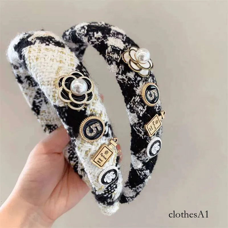 Luxury Design Y2k Autumn/Winter Women's Black And White Grid Headband Fashion Hair Accessories