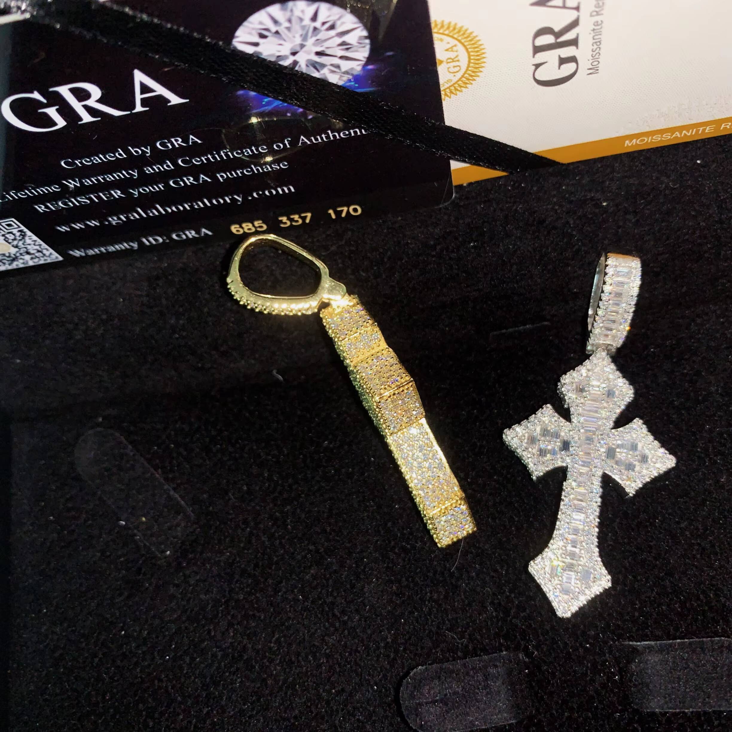 Baguette Cross Pendant VVS Moissanite Pendants Iced Out Jewelry Custom Cross Pendant Custom Hip Hop Pendant