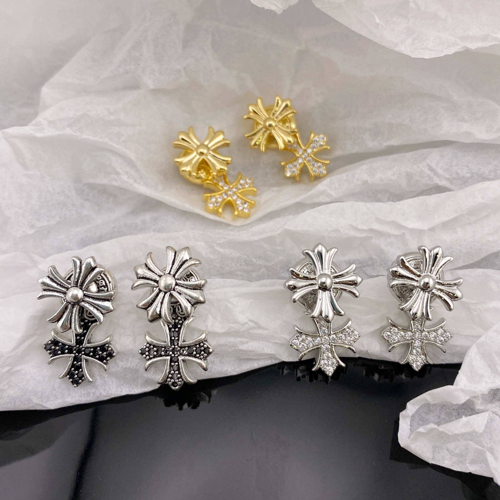 luxury brand designer vintagestyle classic doublewearable crossshaped stud earrings design with a retro feel fashionable and versatile
