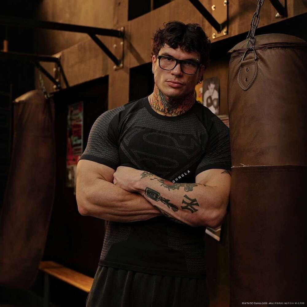 Superman American Style New Men's T-shirt Muscle Sports Fitness Breathable Tight-fitting Top