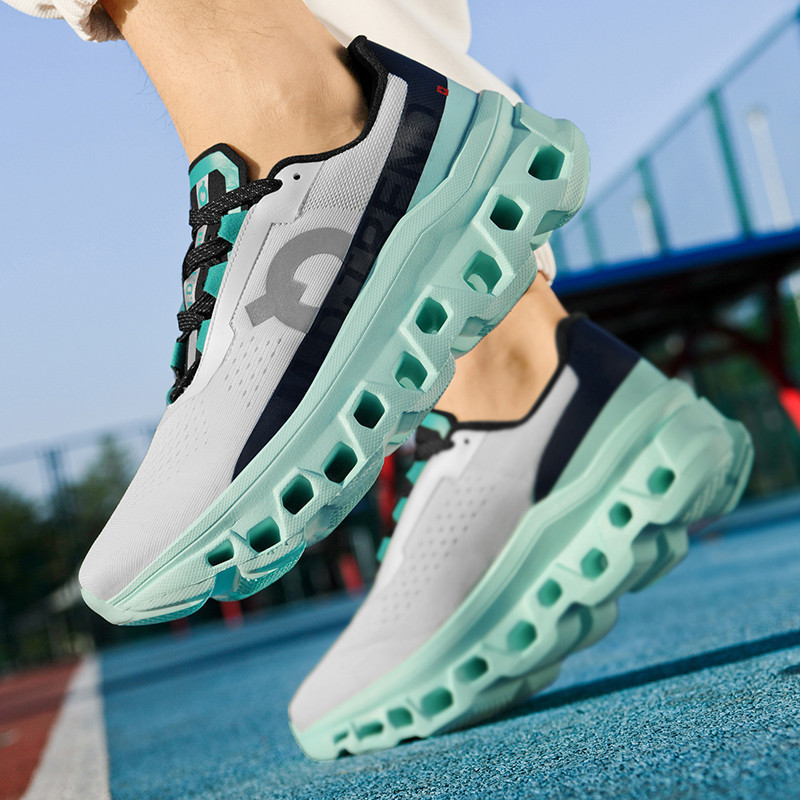 Free shipping Men comfortable and trendy soft soled sports and leisure shoes men thick soled height increasing Educational Durable white
