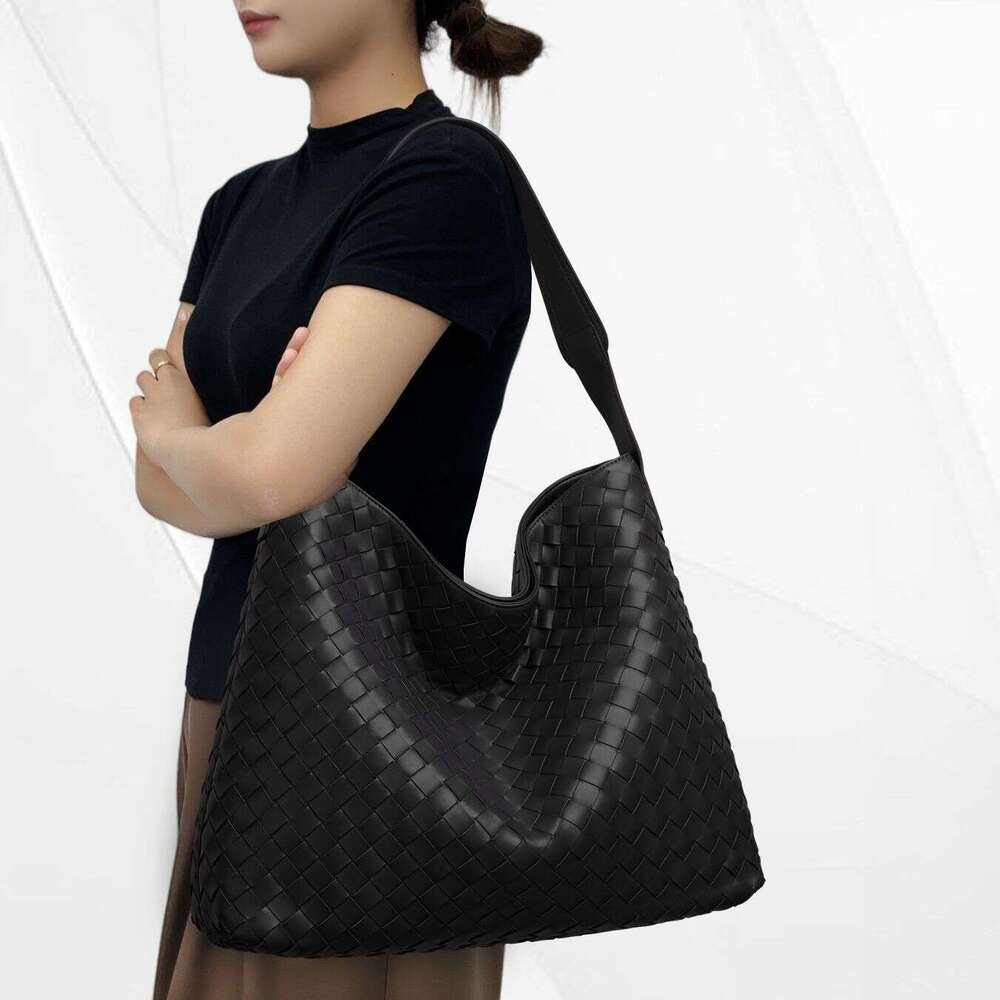 New Genuine Leather Bag Women Large Capacity Handbag Autumn Winter Luxury Fashion Woven Design Commute Shoulder Bag High End Daily Tote Bag SENYY