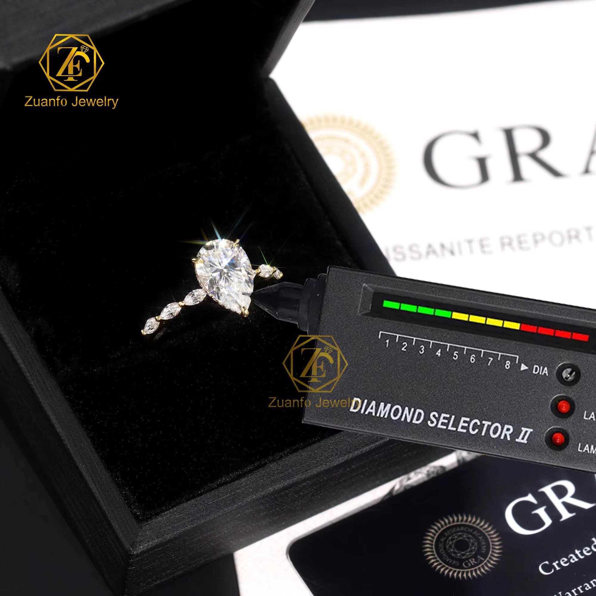 Hot Selling GRA Certified 4CT Pear Cut Moissanite Diamond Ring Luxury 14K 18K Yellow Gold Hidden Halo Engagement Ring