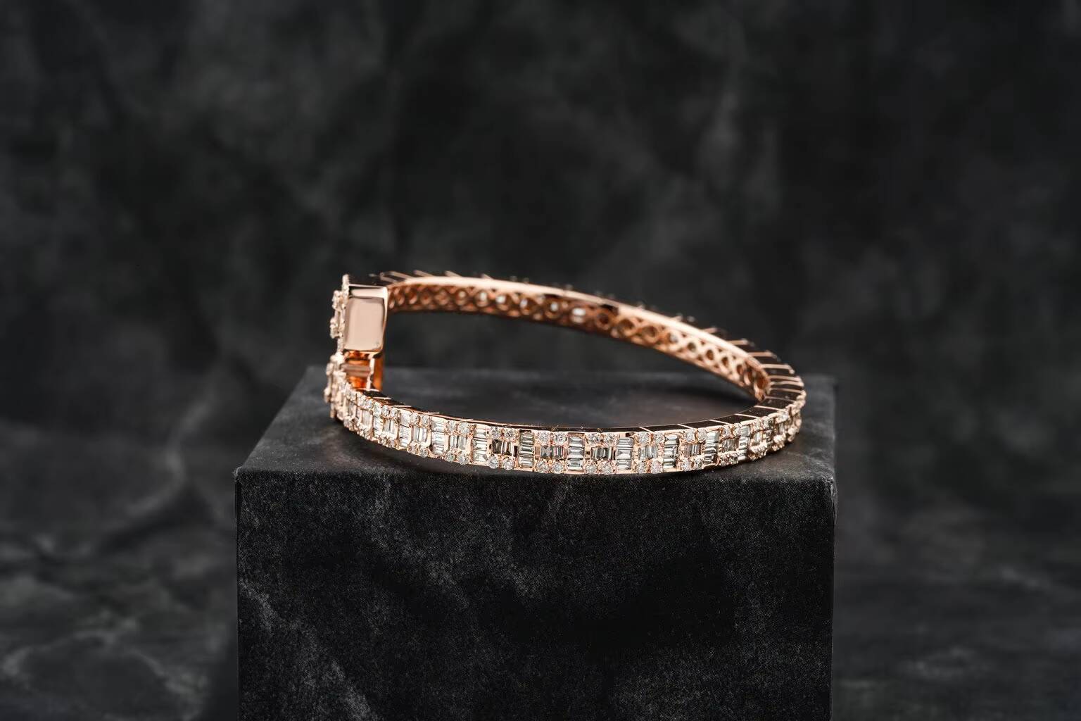 New Design Iced Out Lab Grown Moissanite Cuban Link Chain Bracelet Two Row VVS Diamond 14k Rose Gold for Certified Unisex Gift