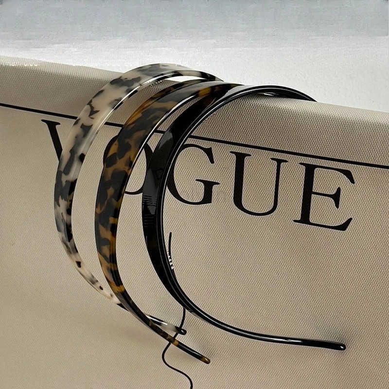 1pcs Sleek Thin Headband Women Chic Tortoise Shell Finish Trendy Accessory Stylish Edgy New Headwear For Daily Hair Styling Look H260414