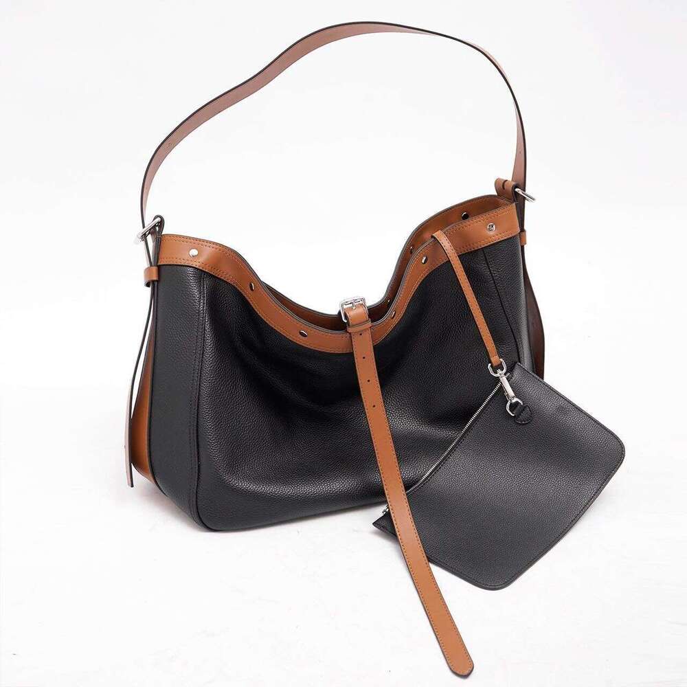 Genuine Leather Tote Bag for Women & Men Large Capacity Luxury Lightweight Crossbody Bag INS Fashion Commute Bag Unique Niche Design Non-collapsible S