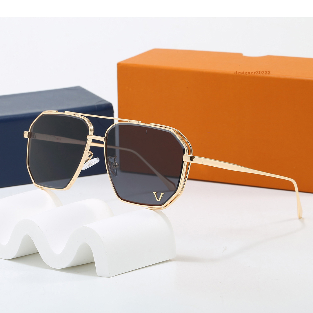 Designer sunglasses luxury sunglasses for women butterfly shaped lenses oversized retro frame pattern frame lenses beach sun retro frame with box 7 styles very good