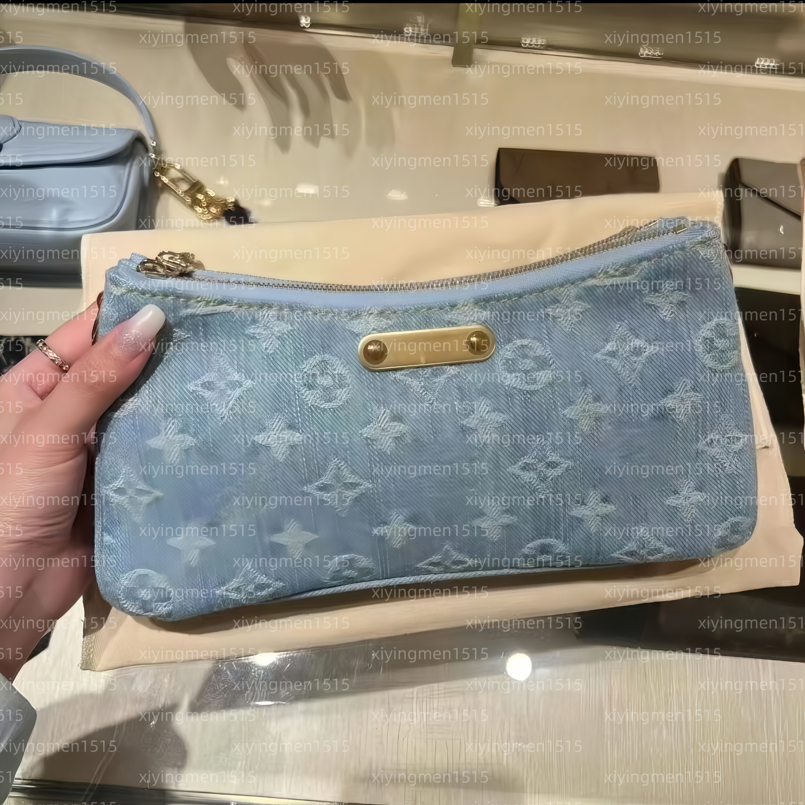 Denim Designer Purse Luxury Bag Liv Pochette Bags Nano Light Blue Denim Old Flower Chain Jean Shoulder Bag Designers Woman Crossbody Bag Vintage Handbags Women Tote