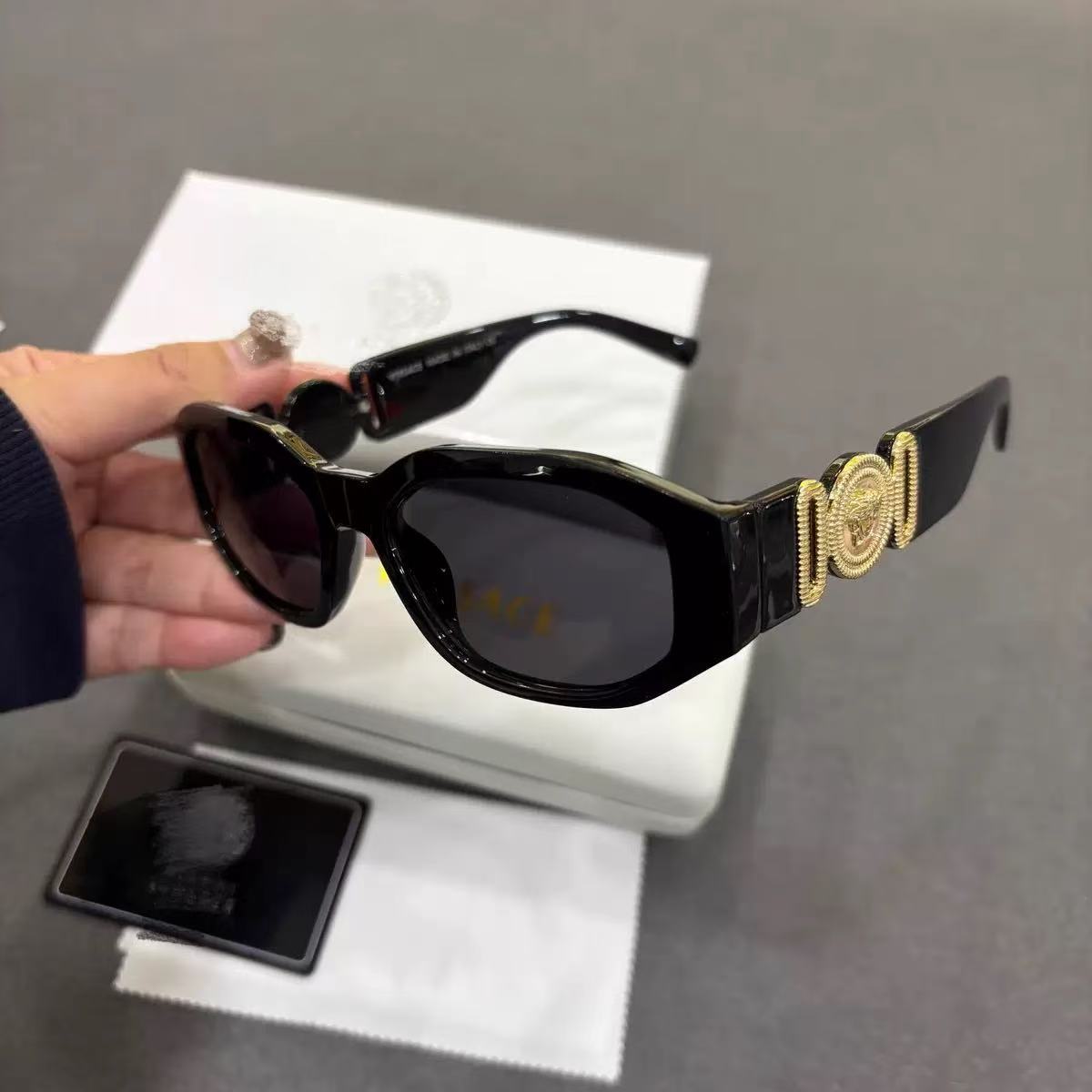 Free shipping crafted hot 2026 luxury Sunglasses Fashion Cool Punk Style Sunglasses Men Woman Street Outfit