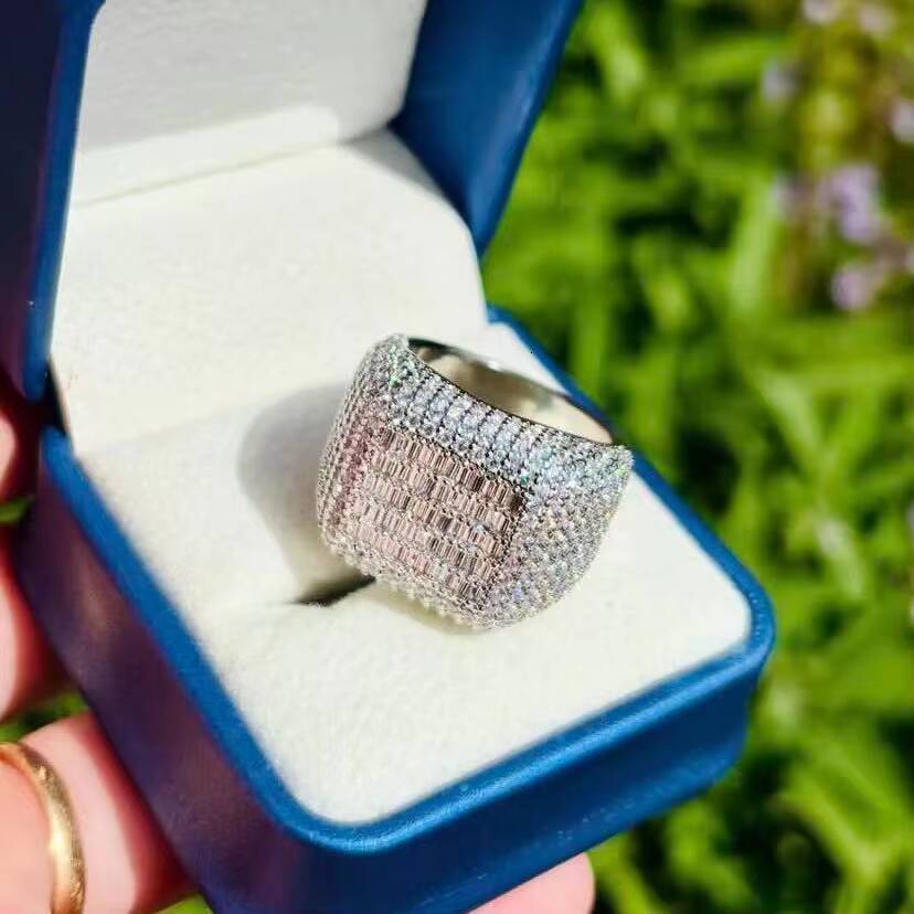 Luxury Moissanite Ring 925 Silver Chunky Ring Baguette Shape Moissanite Iced Out VVS Moissanite Hiphop Man Ring Jewelry