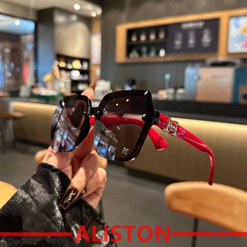 2026 Fashion Polygon High Quality Sun Glasses Women New Anti UV400 Driving Vintage Girls Sunglasses Lentes De Sol Mujer