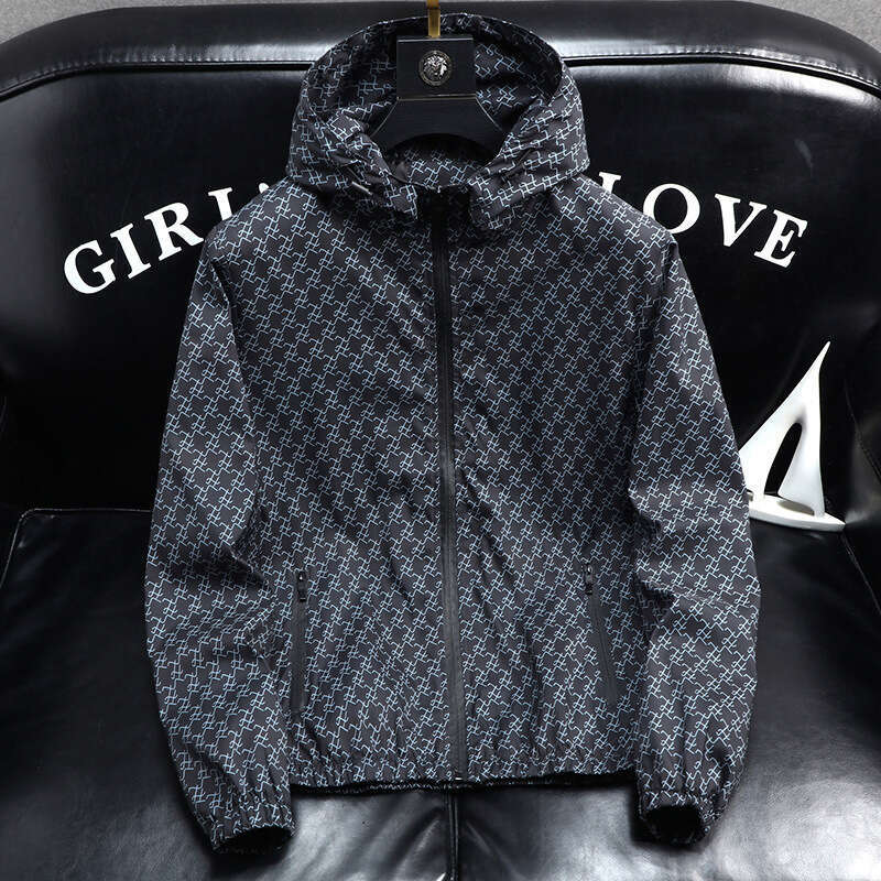 Men's Checkerboard Print Hooded Windbreaker Jacket Spring Autumn Thin Long Sleeve Casual Lightweight Sun Protection Outdoor Windproof Coat For Me