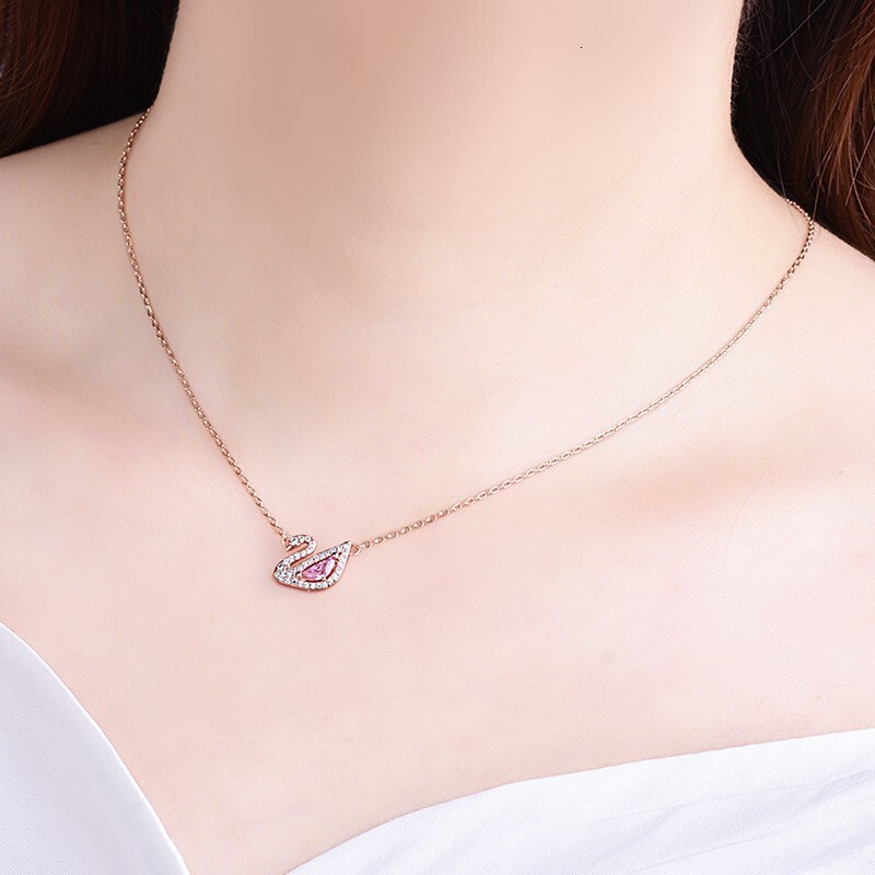 Jewlery Designer For Women Heart Diamond Crystal Classic swan Party Anniversary Necklace New Women Luxury High Long Loop Hook Handmade Pendant