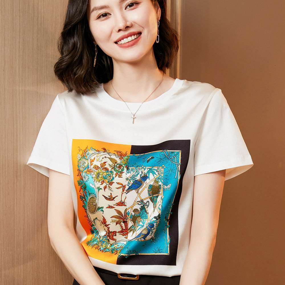 2026 New Arrival Women Satin Smooth Cool Touch T-Shirt Casual AB Spliced Short Sleeve Slim Fit Fashion Versatile Soft Summer Tops MAKOUFEI