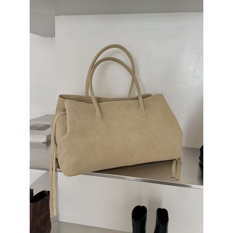 2026 New Fall Winter Women's Genuine Leather Shoulder Underarm Bag Niche Design Suede Large Capacity Luxury Commute Tote Bag Fashion High End Han