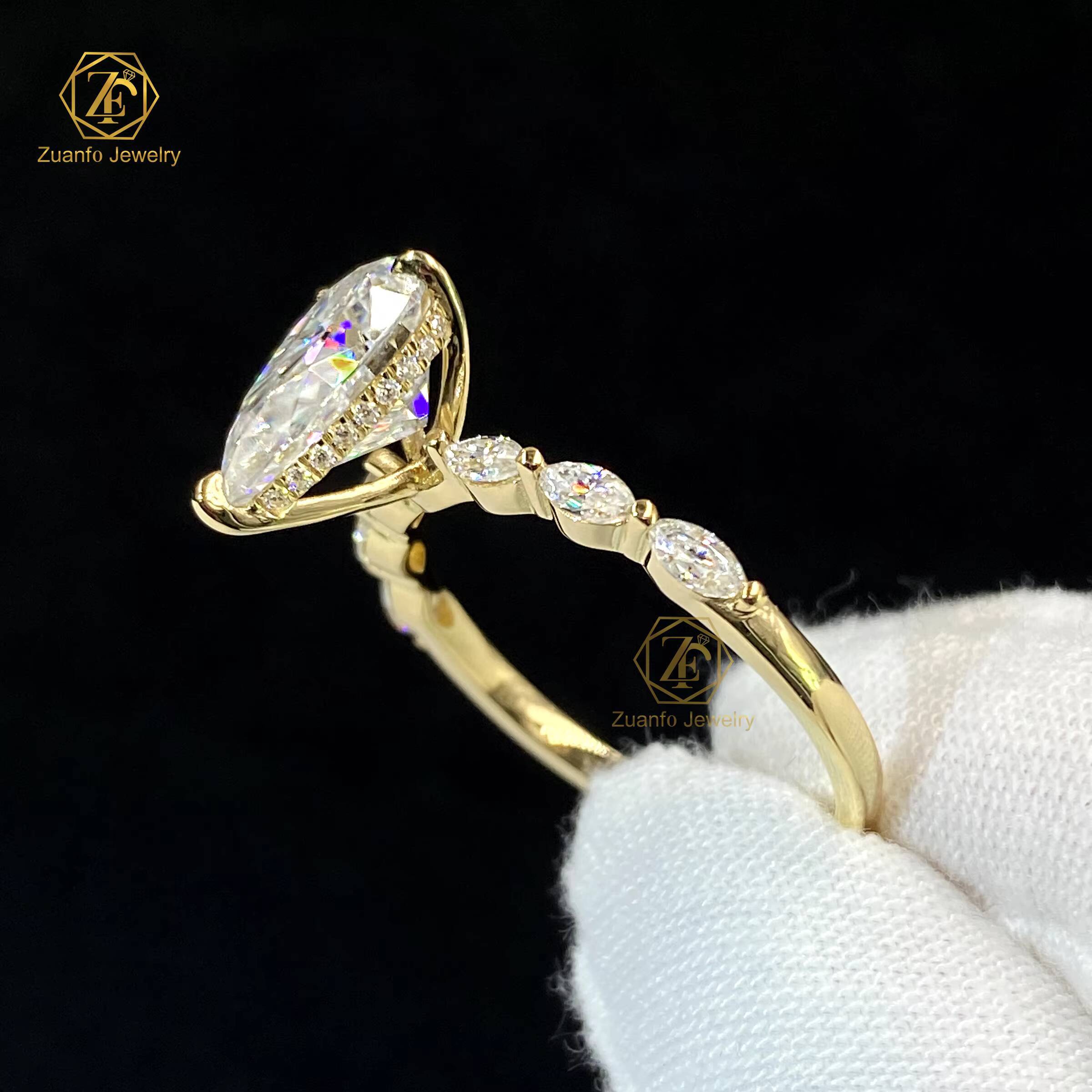 Hot Selling GRA Certified 4CT Pear Cut Moissanite Diamond Ring Luxury 14K 18K Yellow Gold Hidden Halo Engagement Ring