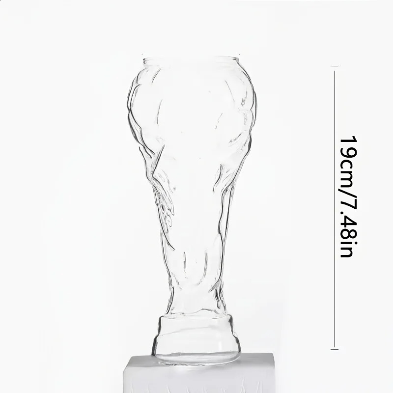 World Football Award Ceremony Trophy Shape Beer Glass High Borosilicate Glass 450ml Fan Gift for 2026 Soccer Matches Parties 260414
