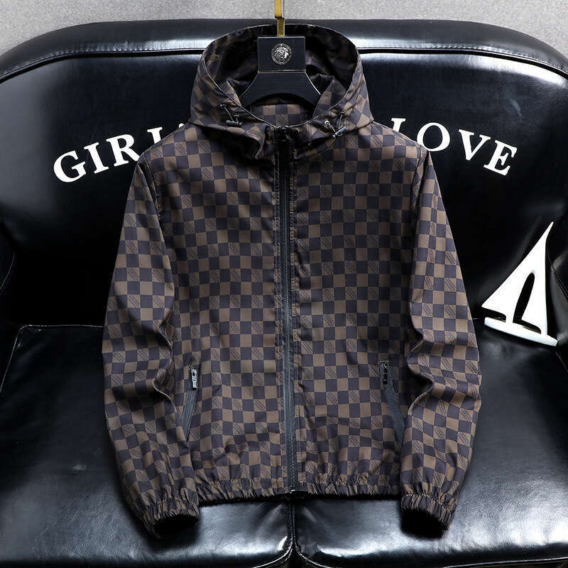Men's Checkerboard Print Hooded Windbreaker Jacket Spring Autumn Thin Long Sleeve Casual Lightweight Sun Protection Outdoor Windproof Coat For Me