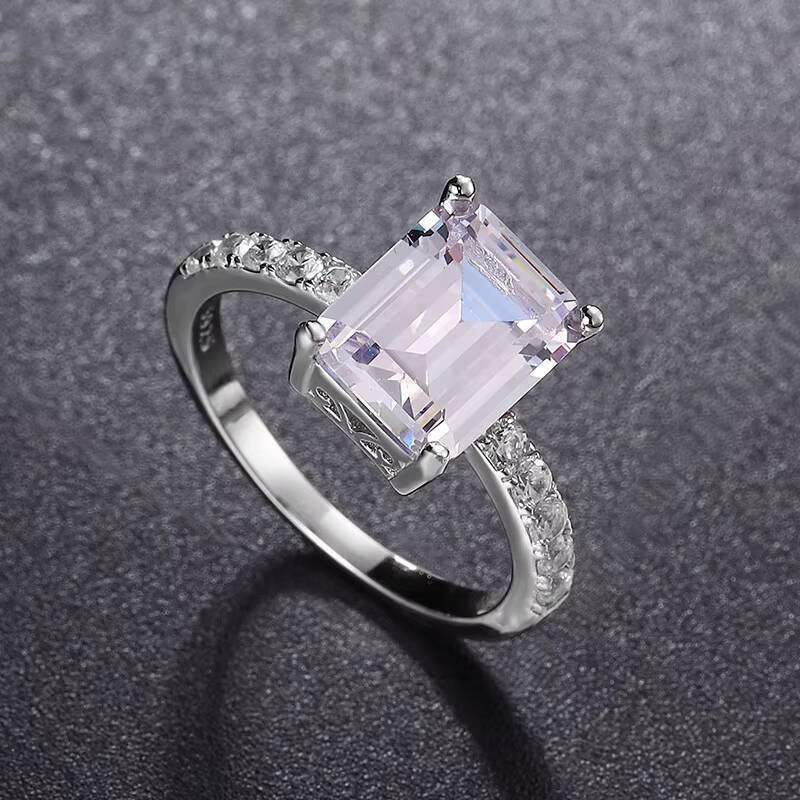 4-ct Emerald-cut Moissanite Ring Women Niche High-end Light Luxury Ins 925 Sterling Silver Diamond-inlaid Prong Setting