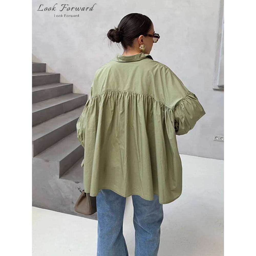 Casual Women Loose Lantern Sleeve Buttons Turn Down Collar Pleated Blouse Lady Spring Summer Green Shirts Woman All match MAKOUFEI