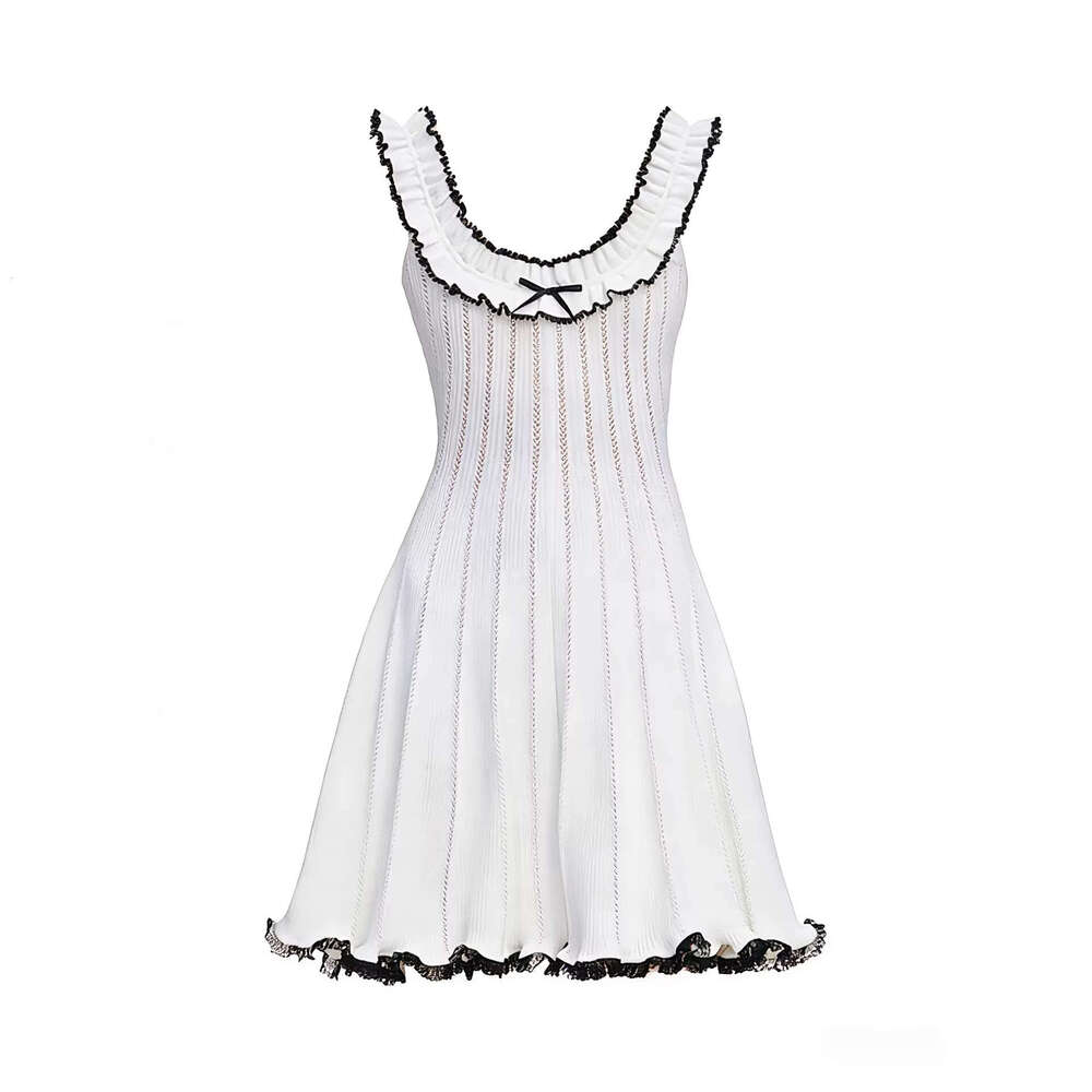 Designer French women's k30 2026 summer new women's sleeveless pleated round neck color blocked slim knit dress