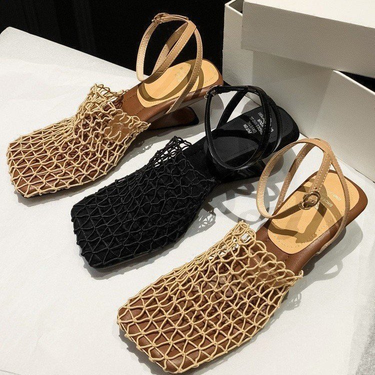 Comfortable and stylish niche square-toed breathable mesh wedge high-heeled sandals with open back and hollow woven fishnet n 260414