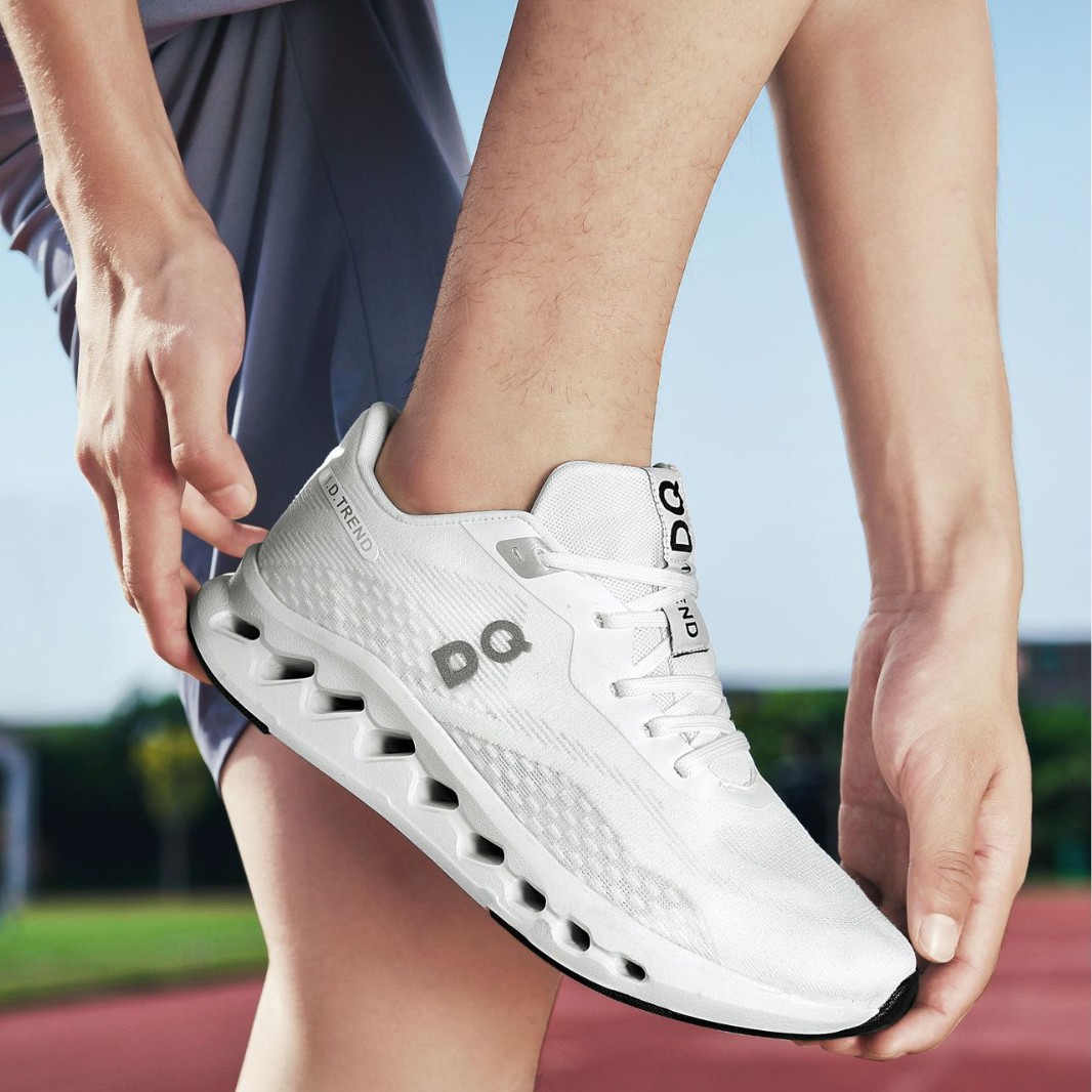 Free shipping Men comfortable and trendy soft soled sports and leisure shoes men thick soled height increasing Educational Excellence