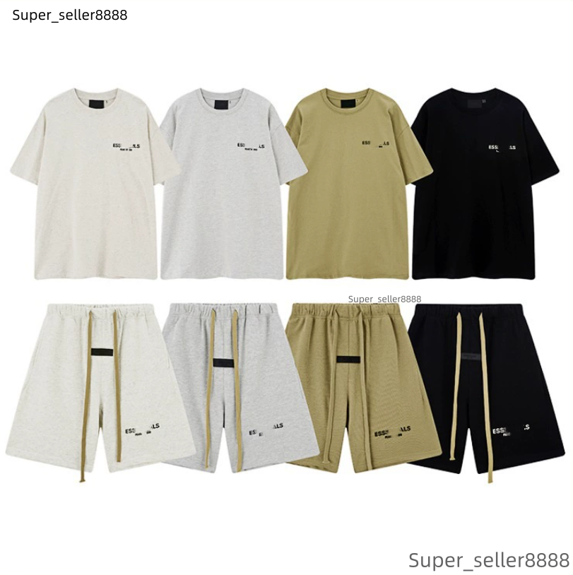 Essential T shirt Designer Men Shorts Tshirts Summer Classic Letter Logo Tees American Style Hip Hop Popular Man Tees Sleeved Cotton Loose Fitting Retro Shorts Set