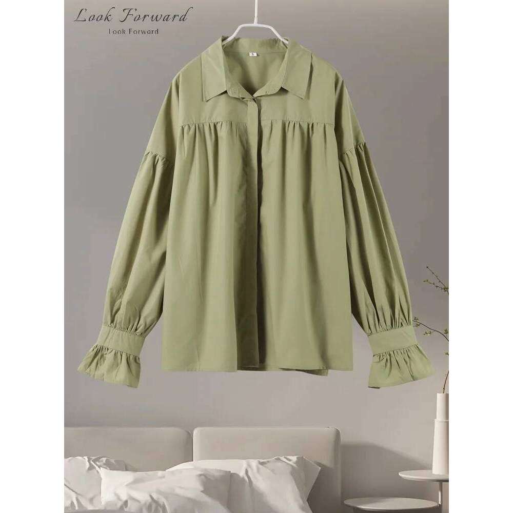 Casual Women Loose Lantern Sleeve Buttons Turn Down Collar Pleated Blouse Lady Spring Summer Green Shirts Woman All match MAKOUFEI