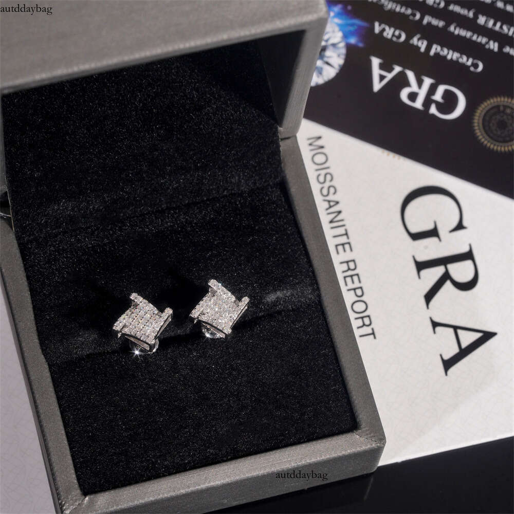 Fashionable highend 925 silver moissanite square earrings for men women versatile and stylish pass diamond tester