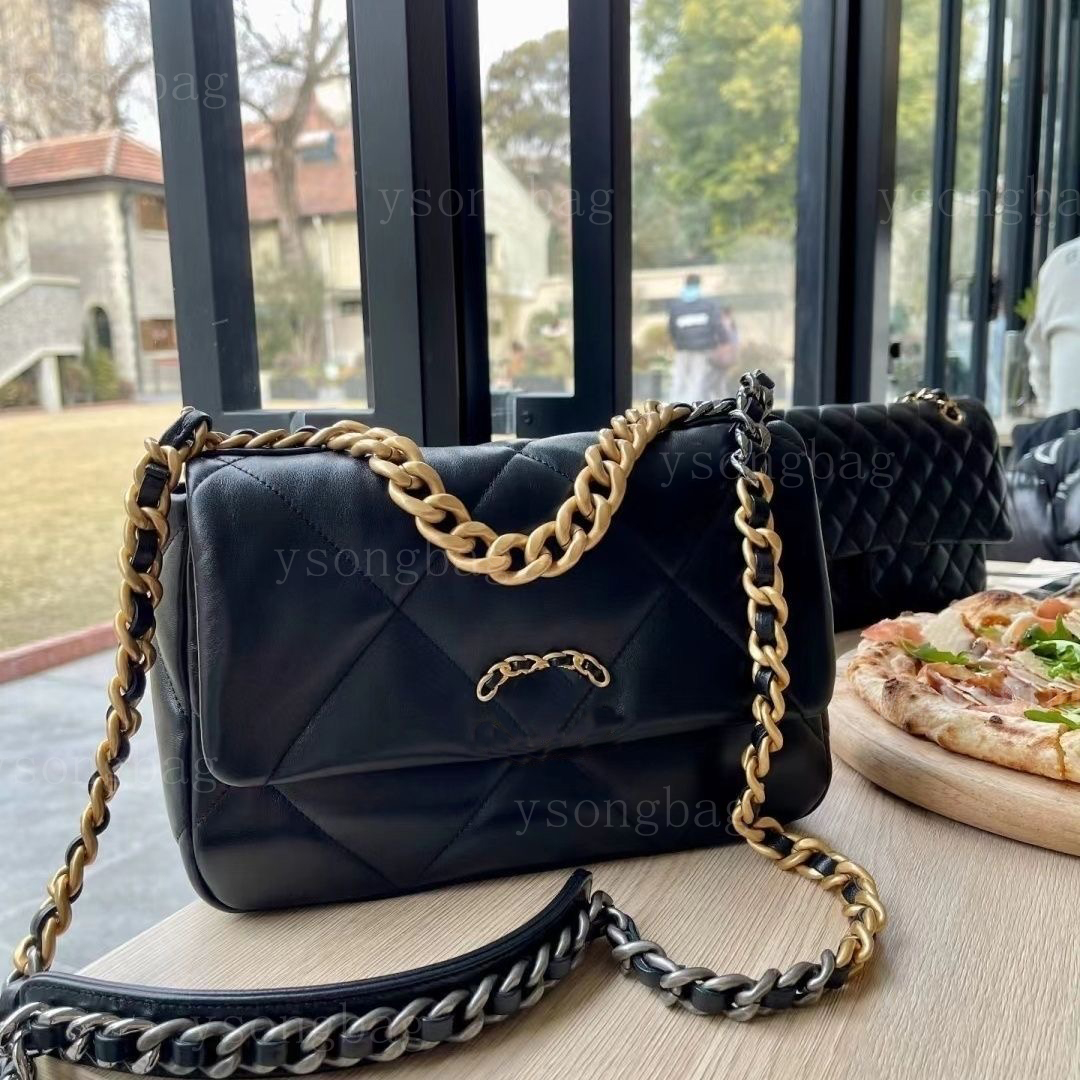 10A Designer Bag Goat Skin Flap Purse Gold and Silver Stitching Chain Handbags Diamond Lattice