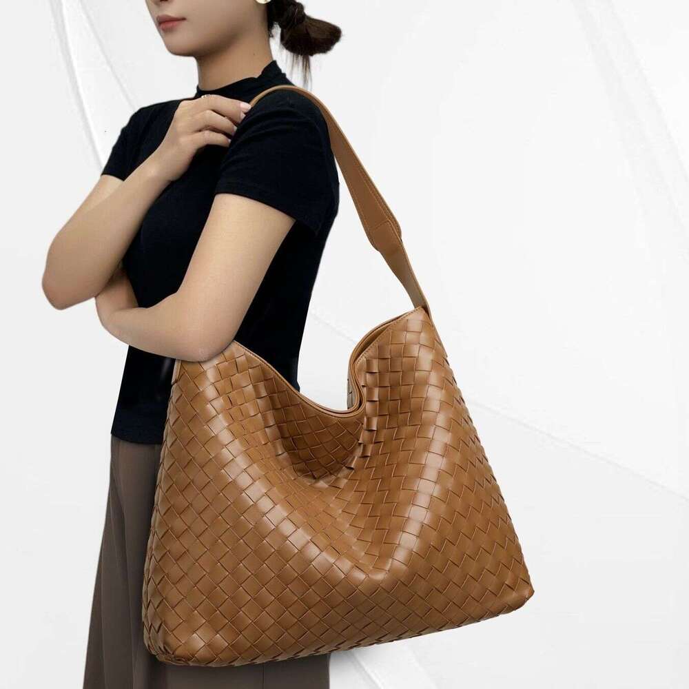 New Genuine Leather Bag Women Large Capacity Handbag Autumn Winter Luxury Fashion Woven Design Commute Shoulder Bag High End Daily Tote Bag SENYY