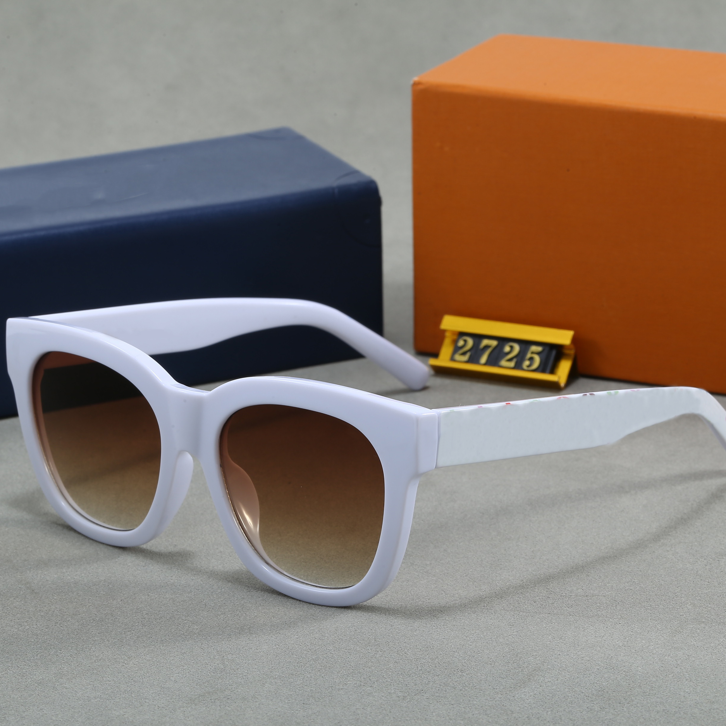 With Box Designer Sunglasses Luxury Eyeglasses Euro American Trend Glasses Amber Sliver Black White Hip Hop Matching Driving Shading Polarized Casual Glass Gifts