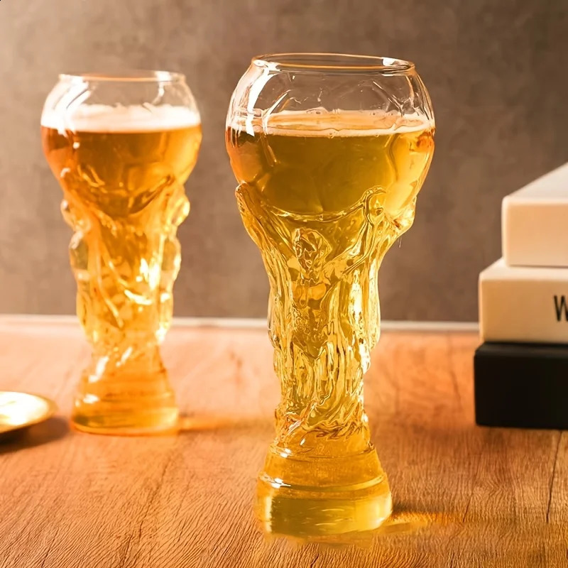 World Football Award Ceremony Trophy Shape Beer Glass High Borosilicate Glass 450ml Fan Gift for 2026 Soccer Matches Parties 260414