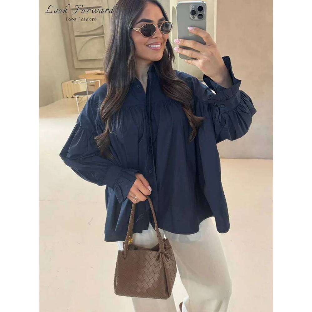 Casual Women Loose Lantern Sleeve Buttons Turn Down Collar Pleated Blouse Lady Spring Summer Green Shirts Woman All match MAKOUFEI
