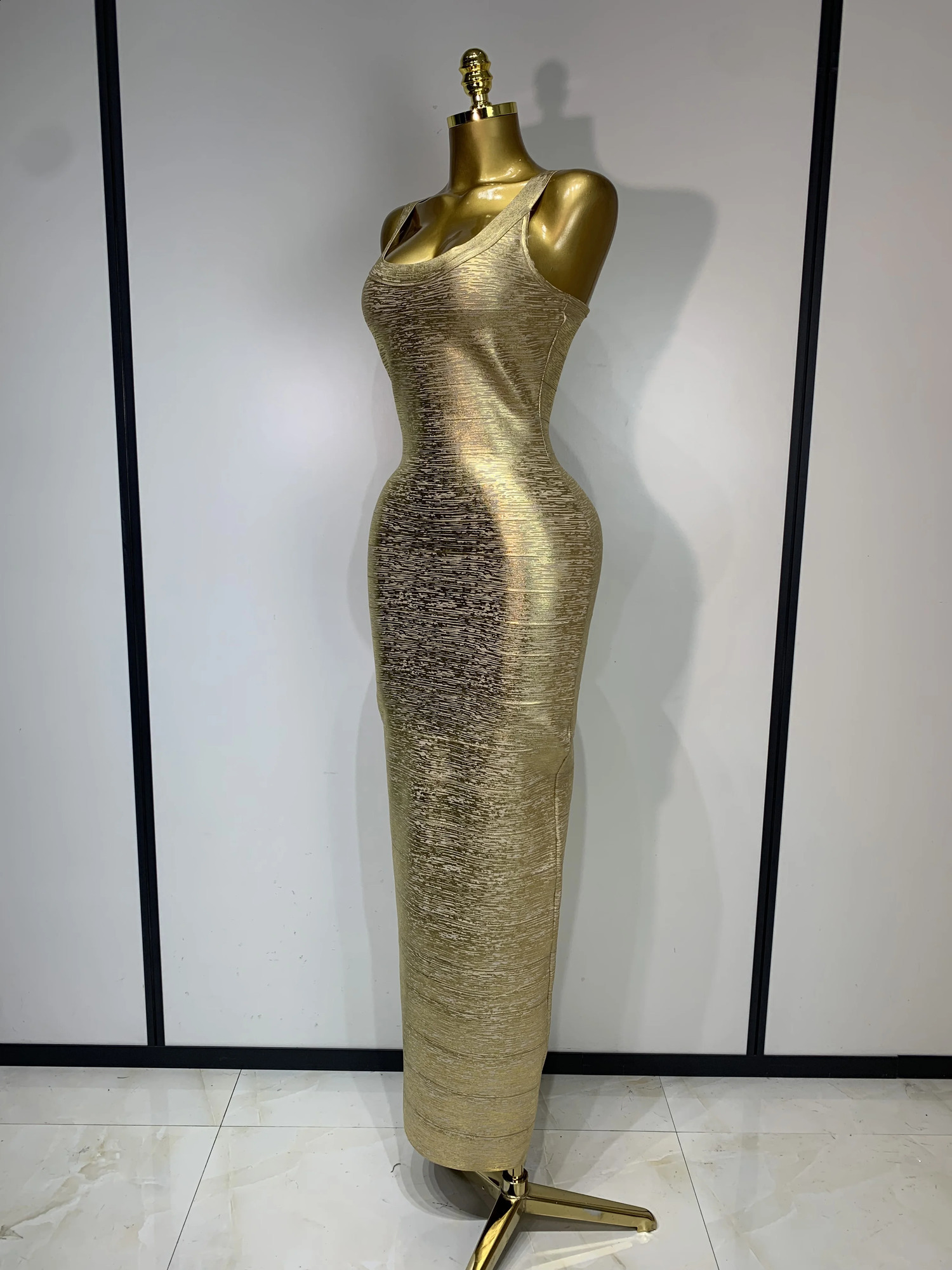 Women Sexy V Neck Gold Maxi Long Bodycon Bandage Dress Nightclub Eveing Party Birthday Elegant Celebrity Clothing 260414