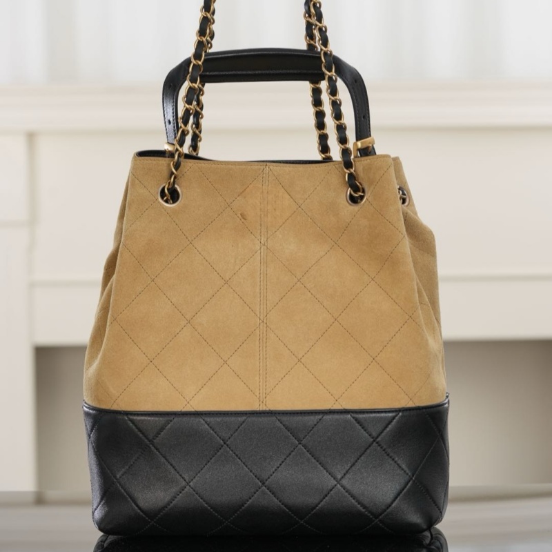 12a Sheepskin Suede Bag Designer Handmade High Quality Sheepskin Bag Bucket Bag Shoulder Bag Luxury Bag Chain Bag Fashion Bag Large Volume Bag Classic Style 33 cm
