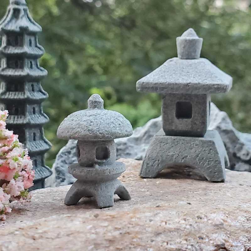 Retro Gazebo Chinese Lanterns Mini Pagoda Model Decoration Stone Miniature Statue Sandstone Home Garden Decor AccessoriesT260415