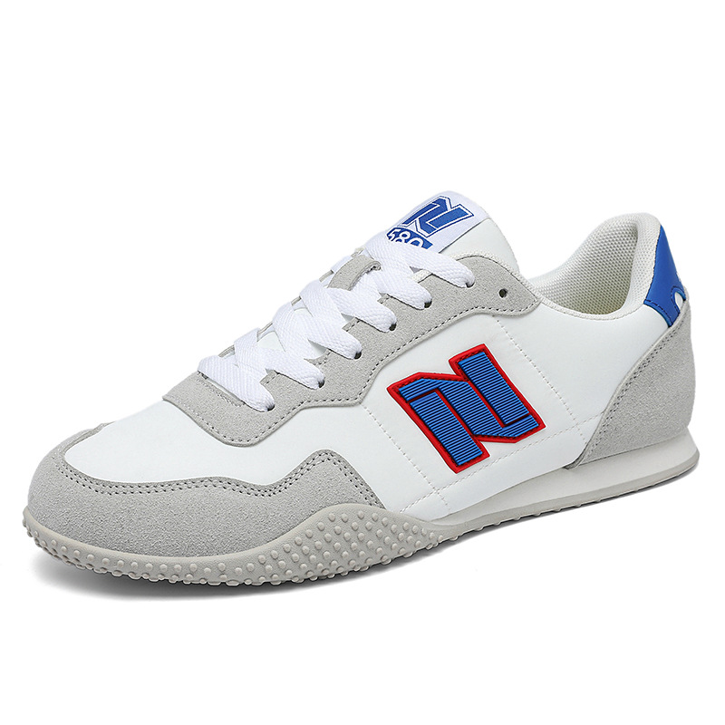 Free shipping Men comfortable and trendy soft soled sports and leisure shoes men thick soled height increasing Flexible